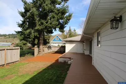 500 Hausman Av, Brownsville, OR 97327 - Photo 28