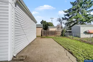 1098 SW 13th Ave, Albany, OR 97321 - Photo 26