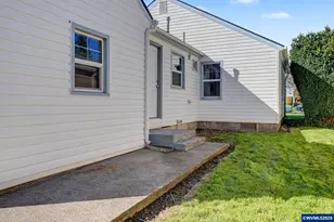 1098 SW 13th Ave, Albany, OR 97321 - Photo 24