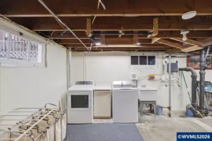 590 College St S, Monmouth, OR 97361 - Photo 38