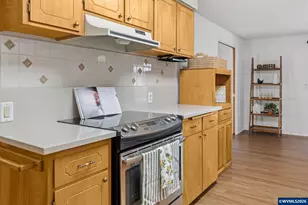 91638 Horse Creek Rd, McKenzie Bridge, OR 97413 - Photo 16