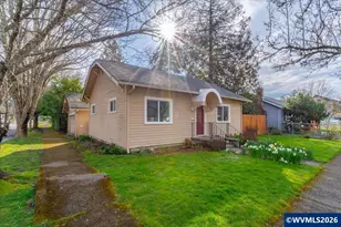 696 Breys Ave NE, Salem, OR 97301 - Photo 2