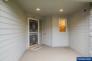 702 Castle Pines Dr N, Keizer, OR 97303 - Photo 4
