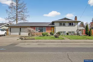 4274 5th St, Hubbard, OR 97032 - Photo 4