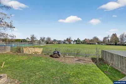 4274 5th St, Hubbard, OR 97032 - Photo 20