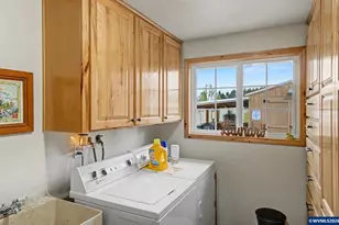 640 S Pershing St, Mount Angel, OR 97362 - Photo 14