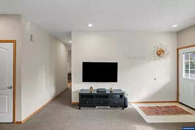 644 NW 14th St, Corvallis, OR 97330 - Photo 8