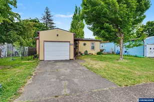 1255 SE Hood St, Albany, OR 97322 - Photo 2