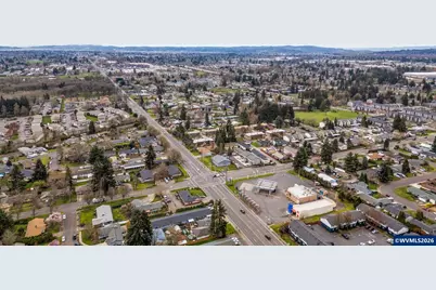 4389 Lancaster Dr NE, Salem, OR 97305 - Photo 42