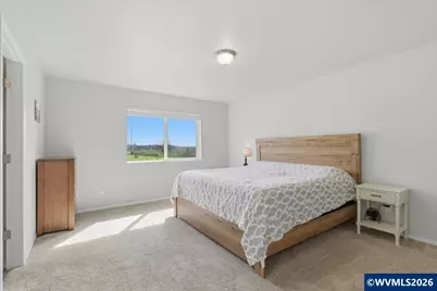 978 Meadows Ln, Jefferson, OR 97352 - Photo 16