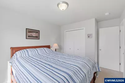 978 Meadows Ln, Jefferson, OR 97352 - Photo 24