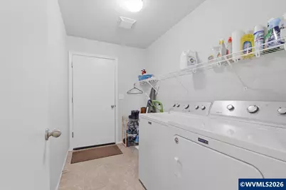 978 Meadows Ln, Jefferson, OR 97352 - Photo 22