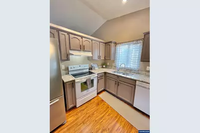 135 Wander Wy SE, Salem, OR 97301 - Photo 12