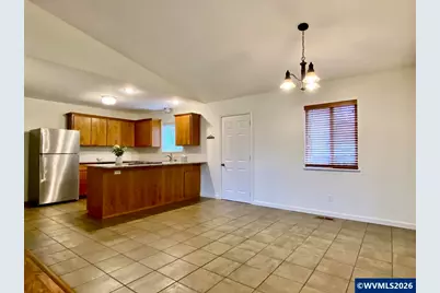515 Angelee Ct, Lebanon, OR 97355 - Photo 10