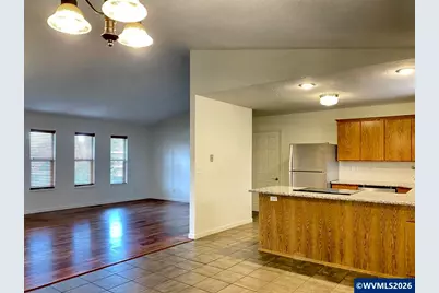 515 Angelee Ct, Lebanon, OR 97355 - Photo 4