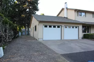 911 Cummings Ln N, Keizer, OR 97303 - Photo 4