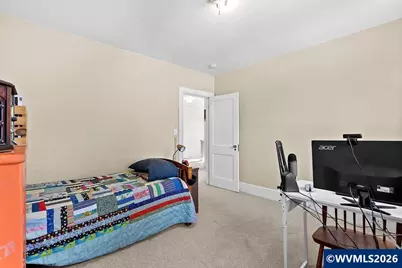 1098 E St NE, Salem, OR 97301 - Photo 30