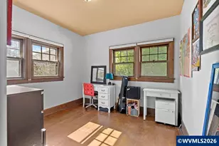 1098 E St NE, Salem, OR 97301 - Photo 16