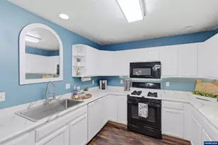 1715 SE Trudell Ct, Albany, OR 97322 - Photo 6