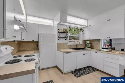 1115 Capitol St NE, Salem, OR 97301 - Photo 6