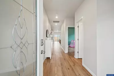 438 Greencrest St NE, Salem, OR 97301 - Photo 4