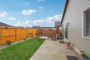 438 Greencrest St NE, Salem, OR 97301 - Photo 30