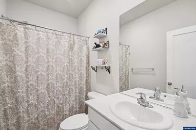 438 Greencrest St NE, Salem, OR 97301 - Photo 24