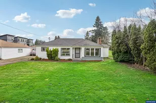 758 Browning Ave S, Salem, OR 97302 - Photo 2