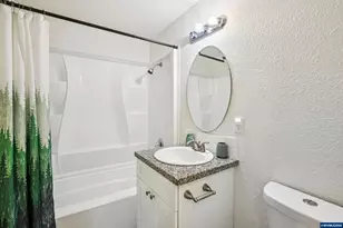 758 Browning Ave S, Salem, OR 97302 - Photo 16