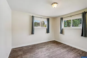 758 Browning Ave S, Salem, OR 97302 - Photo 14
