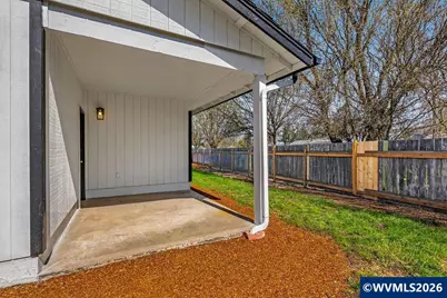 982 Queen Ct NE, Salem, OR 97301 - Photo 24