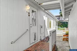 2120 Robins Ln SE, Salem, OR 97306 - Photo 44