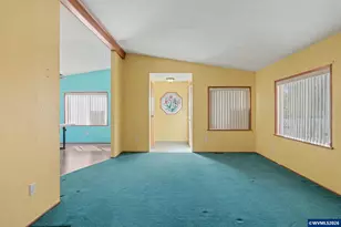 2120 Robins Ln SE, Salem, OR 97306 - Photo 8