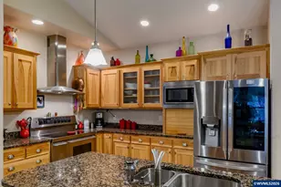 48482 Meadow Way, Oakridge, OR 97463 - Photo 4