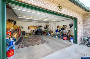 48482 Meadow Way, Oakridge, OR 97463 - Photo 4