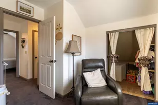 2371 Laura Vista Dr NW, Albany, OR 97321 - Photo 14