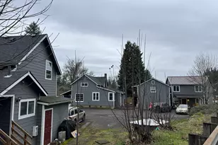 133-155 NW Alder St, Mill City, OR 97360 - Photo 2