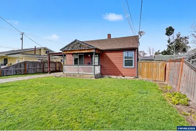 407 Jersey St, Silverton, OR 97381 - Photo 2