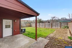 407 Jersey St, Silverton, OR 97381 - Photo 30