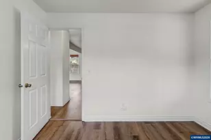 407 Jersey St, Silverton, OR 97381 - Photo 20