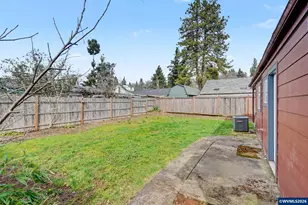 407 Jersey St, Silverton, OR 97381 - Photo 34