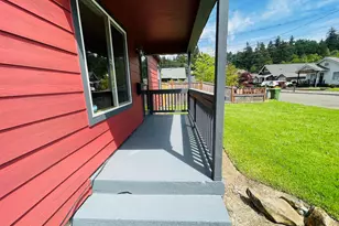 407 Jersey St, Silverton, OR 97381 - Photo 4