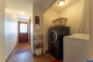 33941 Marys River Estates Rd, Philomath, OR 97370 - Photo 30