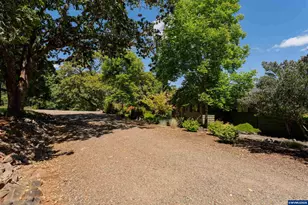 33941 Marys River Estates Rd, Philomath, OR 97370 - Photo 38