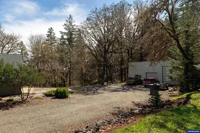 33941 Marys River Estates Rd, Philomath, OR 97370 - Photo 40