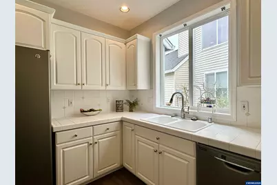 6260 SW Arbor Grove Dr, Corvallis, OR 97333 - Photo 8