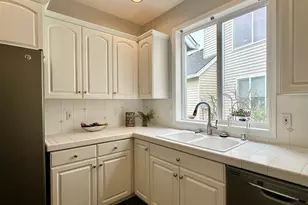 6260 SW Arbor Grove Dr, Corvallis, OR 97333 - Photo 8