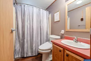 34505 Riverside Dr, Albany, OR 97321 - Photo 28