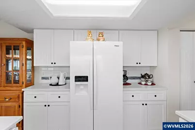 610 SW 7th St, Sublimity, OR 97385 - Photo 12