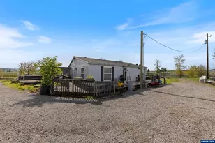 4065 Perrydale Rd, Dallas, OR 97338 - Photo 6